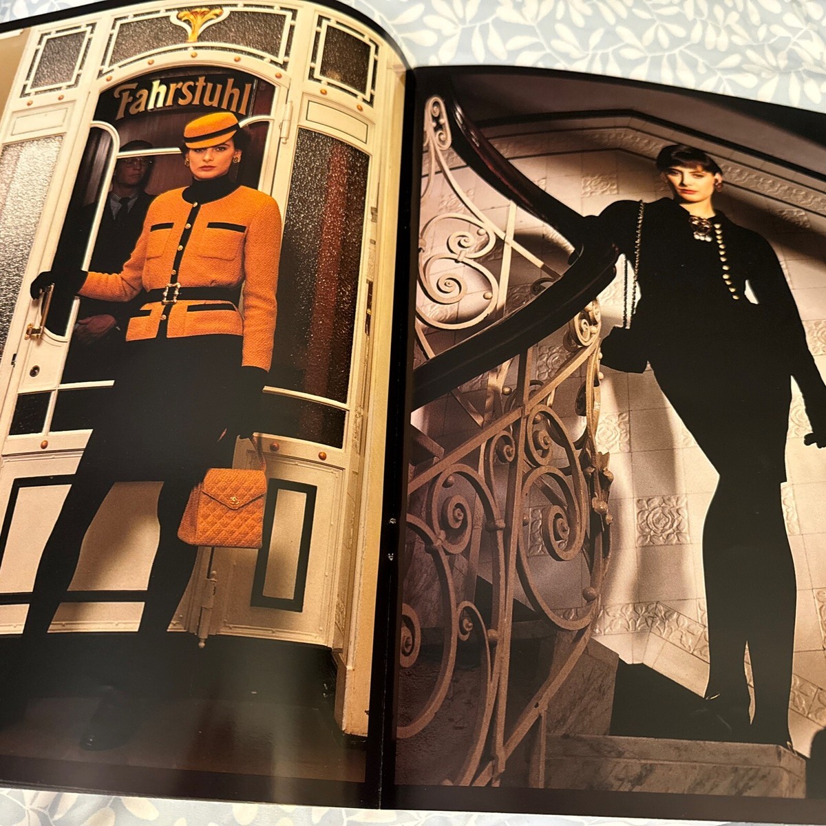 CHANEL 1989-1990 AUTUMN WINTER INES DE LA FRESSANGE CATALOG