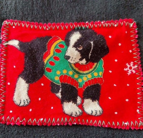 Gilet natalizio Jerzees taglia XL (46-48) tema: cucciolo con maglione nero con bordo rosso - Foto 7 di 11