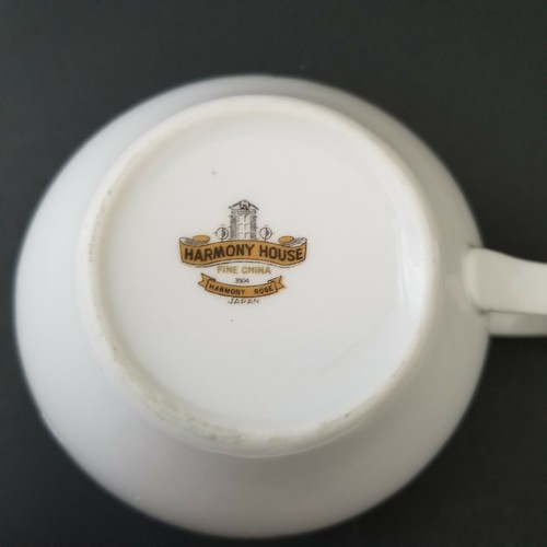 Japan Harmony House 3504 Harmony Rose Creamer - Picture 4 of 7