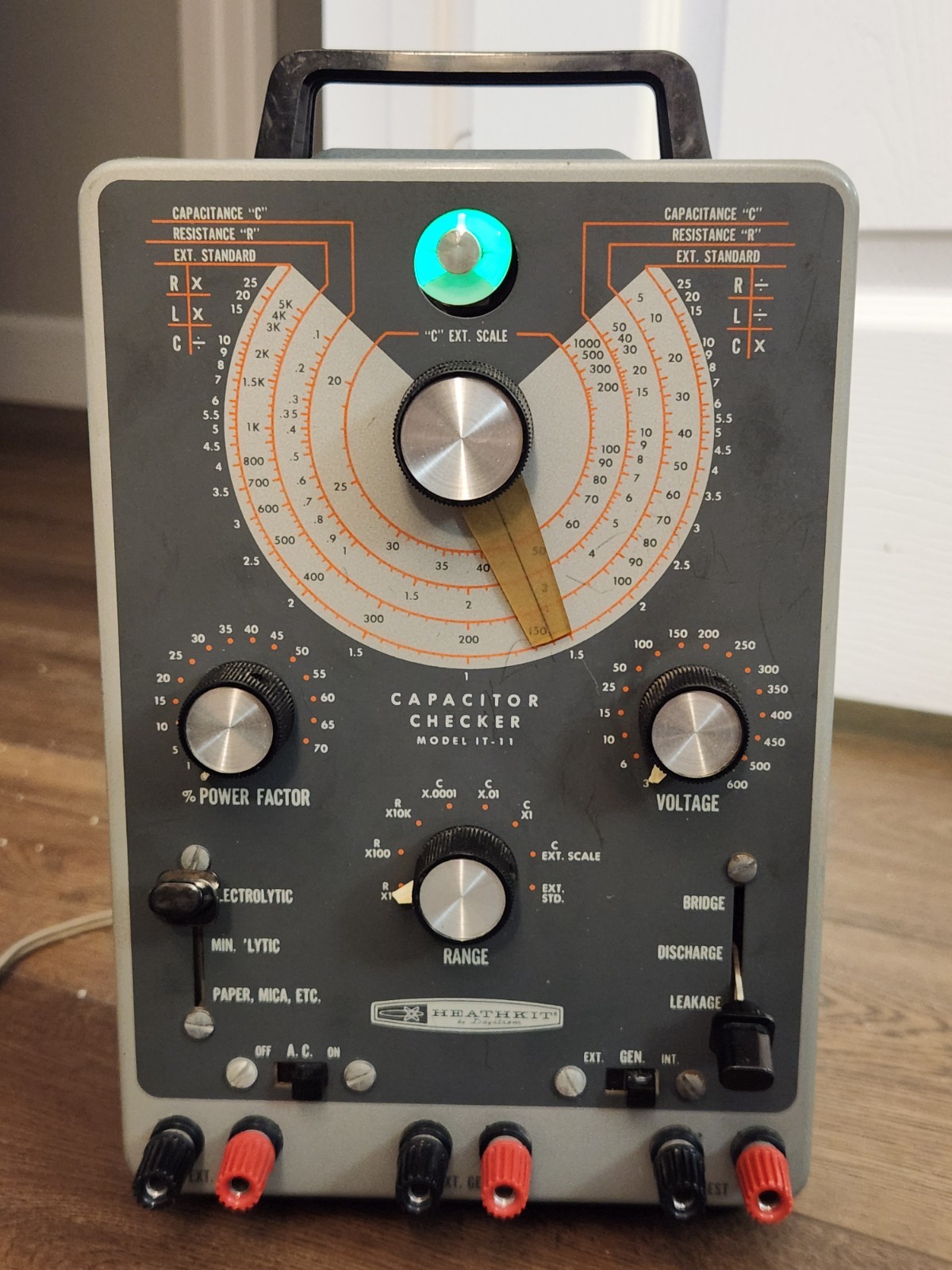 Heathkit IT-11 Capacitor Checker w/ Magic Eye Tube - Powers On - Vintage Tester