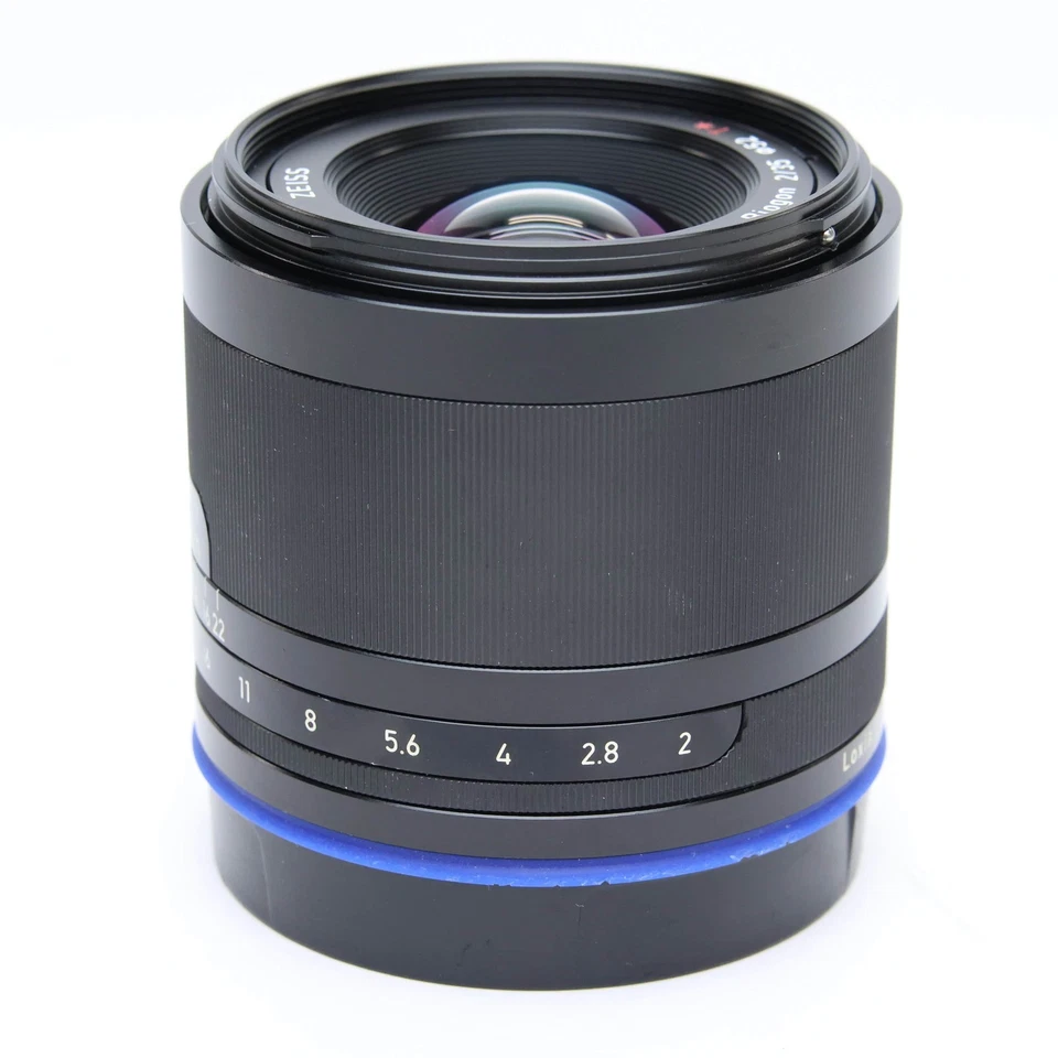 Carl Zeiss Loxia 35mm F/2 (for SONY E mount) #134 - image 2 of 4