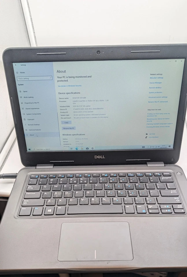 Dell Latitude 3300 · i3-7020U · 8GB · 128GB, photo 1 of 5