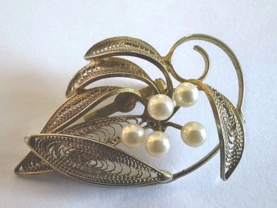 Vintage Brosche Blumenbrosche Floraldesing Filigran Perlen Faux Silber Vergoldet