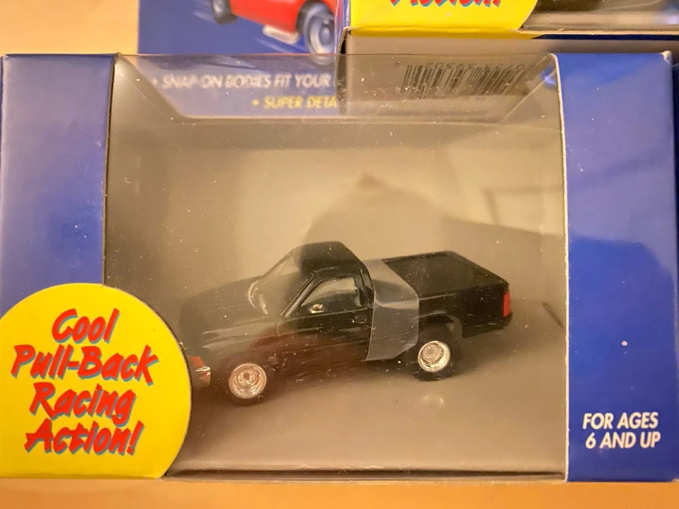 Lote de 3x Johnny Lightning Thunderjets Ram Pickup, VW Bug & Buick GN Pull-Back Foto 3 de 4