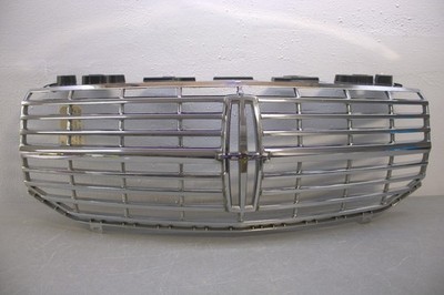 2007 2014 LINCOLN NAVIGATOR FRONT UPPER CHROME GRILLE
