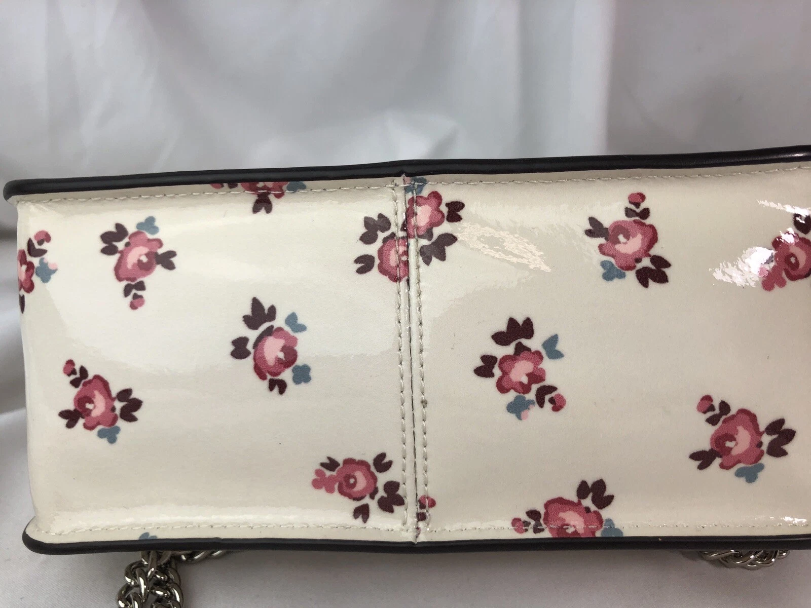 COACH Scocca a tracolla Bowery nuova con etichette stampa floreale 28184