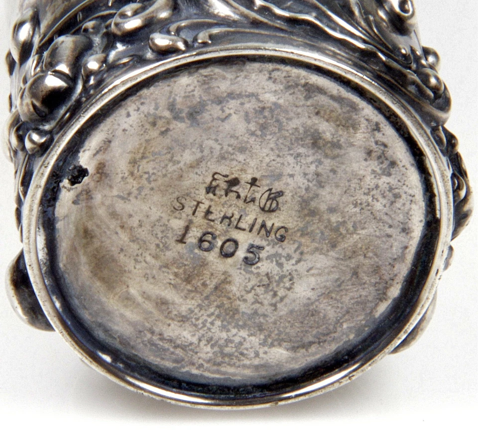 ANTIGUO FRASCO TOCADOR VICTORIANO GORHAM ESTERLINA REPUJADORA C.1890 Foto 4 de 4