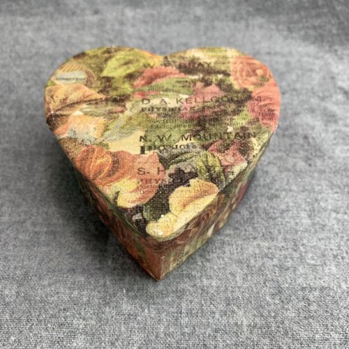 Trinket Box Heart Shaped Box With Lid Flower Decoupage Stamped 3.5”x3.5” Love - Afbeelding 1 van 7
