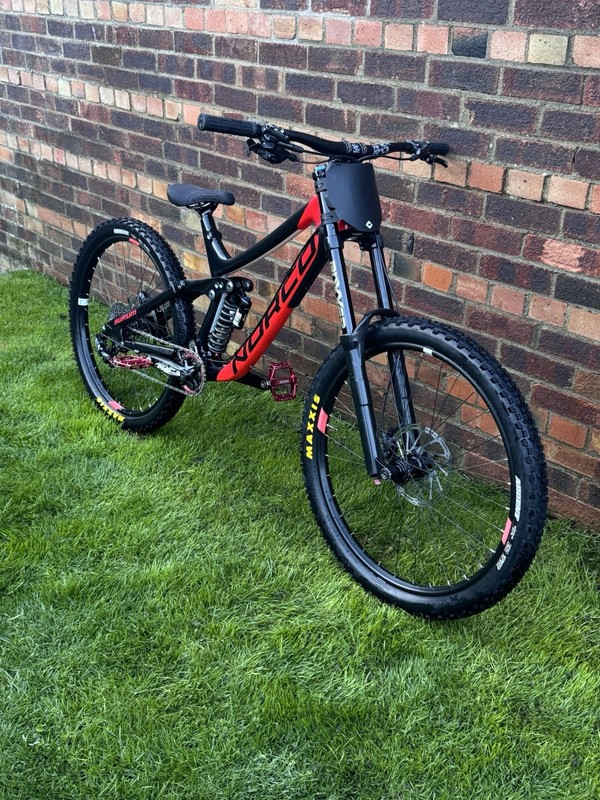 Used Downhill Bikes for Sale UK | Cranxs - Cranxs | Cranxs