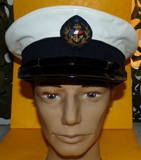 CASQUETTE DE LA MARINE FRANCAISE TAILLE FRANCAISE 58 FABRICATION A MARSEILLE