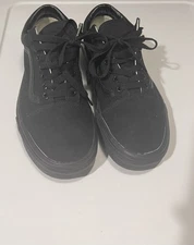 Vans Old Skool Black Low Top Sneakers Men’s Size 9.5  Classic Skate No box