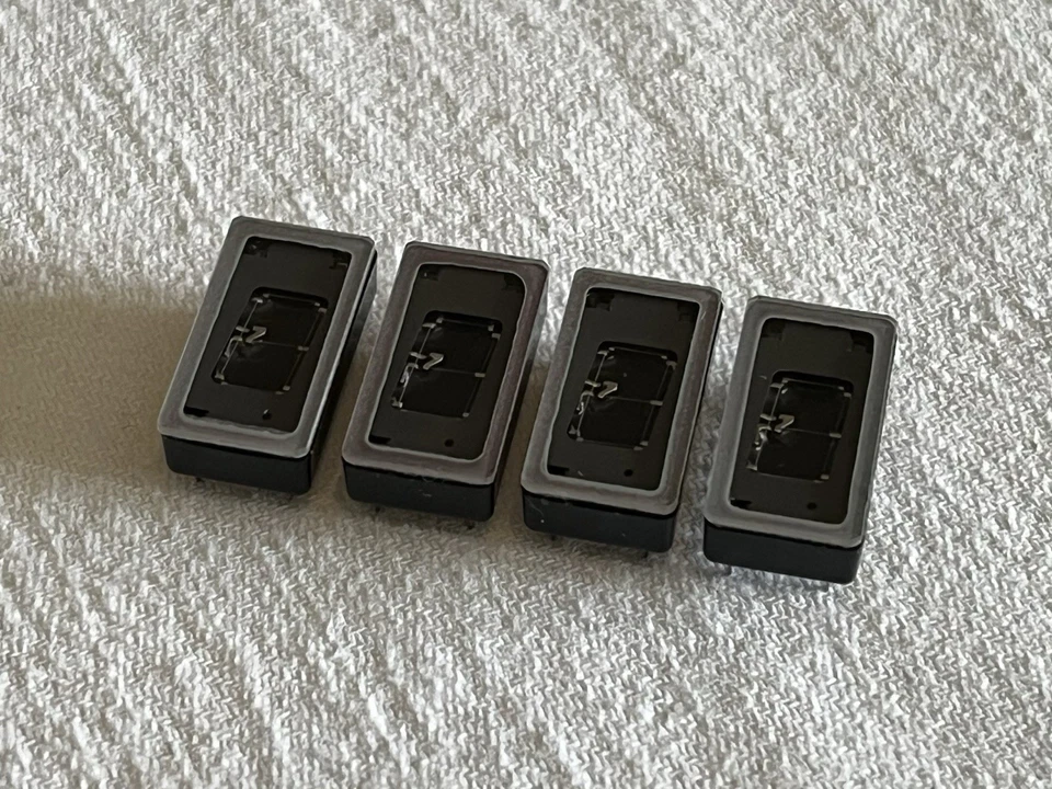 Toyo 3015-F Numitron Minitron 7-Segment Anzeige - 4 Stück - Geprüft