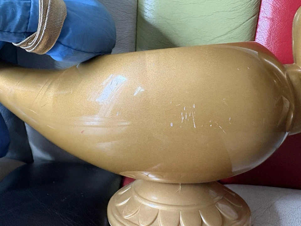 Vintage 1992 Disney Aladdin Genie Lamp and Collectible Genie Plush Toy Mattel - Image 3 of 4