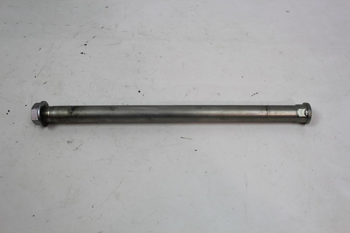 Kawasaki ZX6R Ninja 13-17 Rear Swingarm Axle Bolt & Nut Spindle