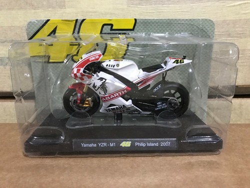 MOTO VALENTINO ROSSI - MOTO GP - SCALA 1/18 - SCEGLI DAL MENU A TENDINA - Foto 36 di 48