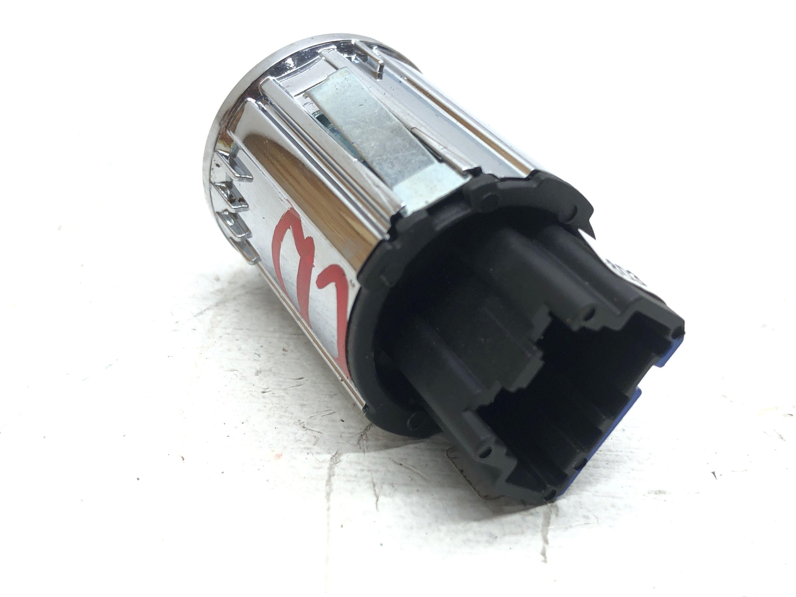 2011-2020 ASTON MARTIN RAPIDE ACTIVE DAMPENING SUSPENSION SWITCH 8D33-2C418-BA