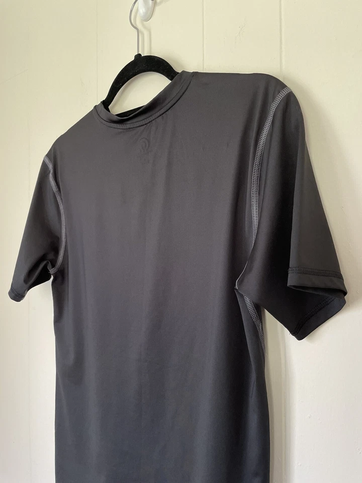 Champion C9 Power Core Short Sleeve Shirt Boys Size M Black Athletic Sports Top - Image 4 of 4