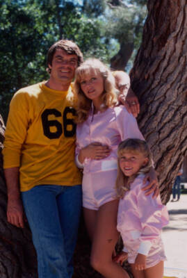 Robert Urich Cheryl Ladd Nicole Eggert in When She Was Bad 1979 TV Old Photo 3