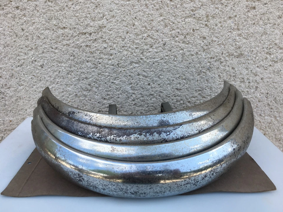 Anciens gardes boue pour roues de poussettes / Landaus / Années ? / Accessoires - Photo 2/4