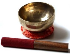 Singing Bowl Handmade 350g - 400g with Ring Cushion & Grater Stick