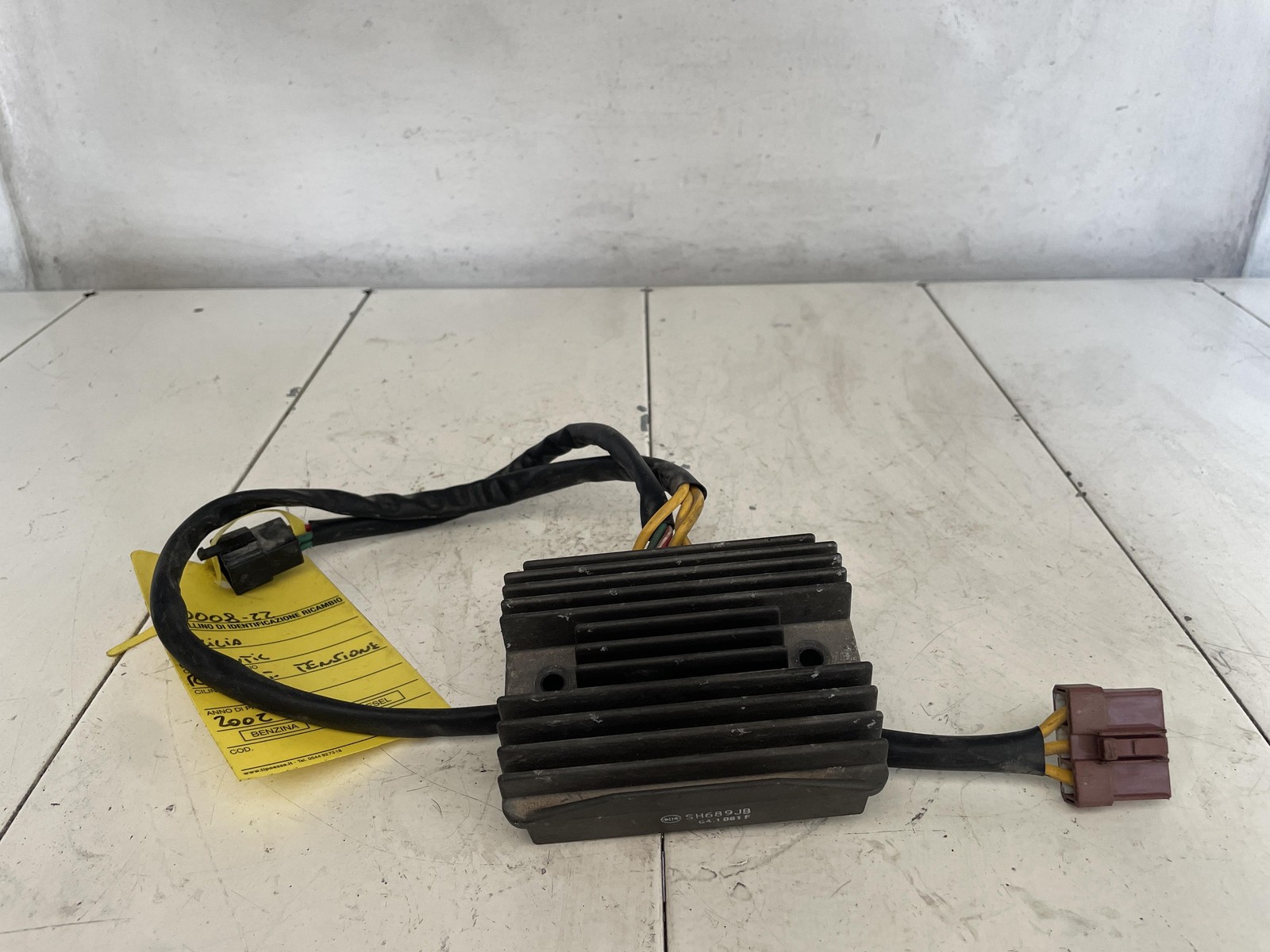 REGOLATORE TENSIONE PER Aprilia Atlantic 200cc Diesel (04>11)