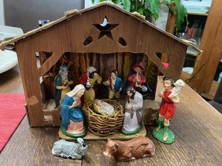 VINTAGE GERMANY US ZONE PAPER MACHE NATIVITY SCENE TEN FIGURES PLUS MANGER