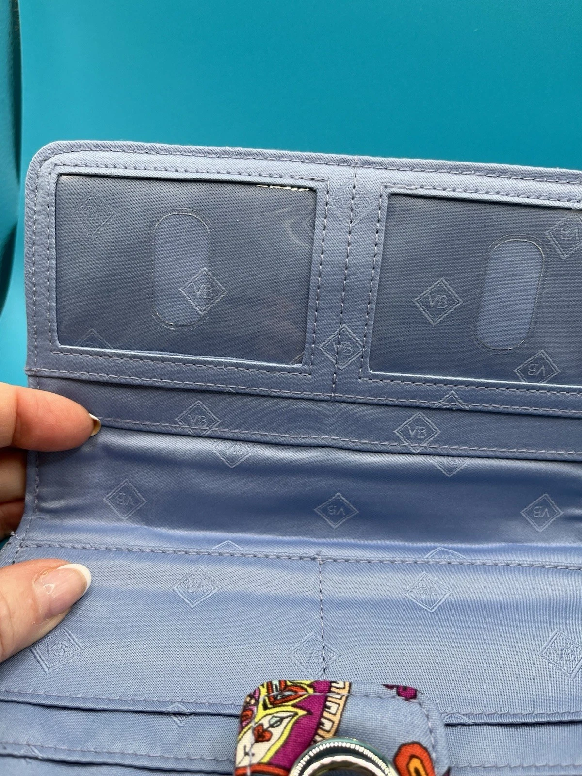 Frizione tripla Vera Bradley Provence Paisley Turnlock