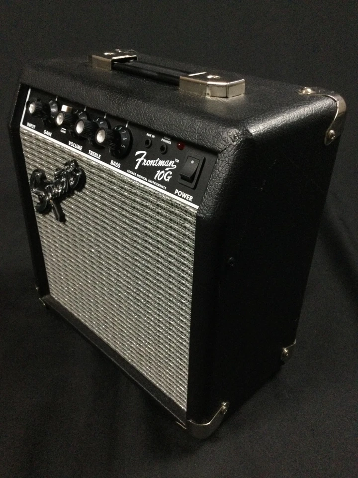 Комбоусилитель гитарный Squier Frontman 10G - Изображение 3 из 4