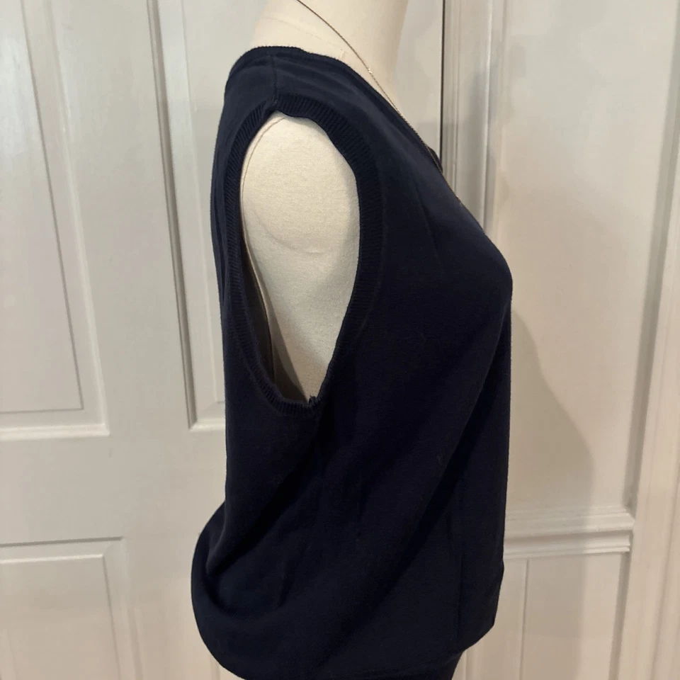 Lands’ End Navy V Neck Sleeveless Pullover Uniform Preppy Sweater Kids XXL 18-20 - Image 2 of 4
