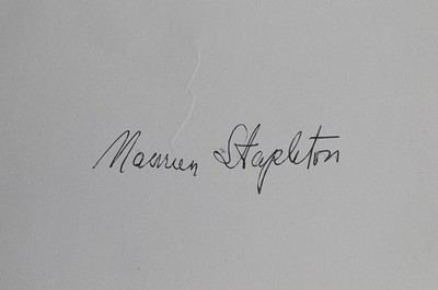 MAUREEN STAPLETON 1925-2006 OSCAR / MEHRFACH PREISGEKRÖNTE SCHAUSPIELERIN - AUTOGRAMM.