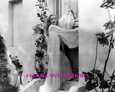 MARLENE DIETRICH 8X10 Lab Photo '36 "KNIGHT WITHOUT ARMOR" Movie Still