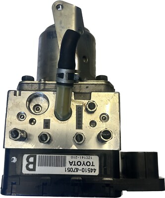 【iwawa110】 Toyota Prius ZVW30 ABS Anti Lock Brake Booster Pump Actuator 47070