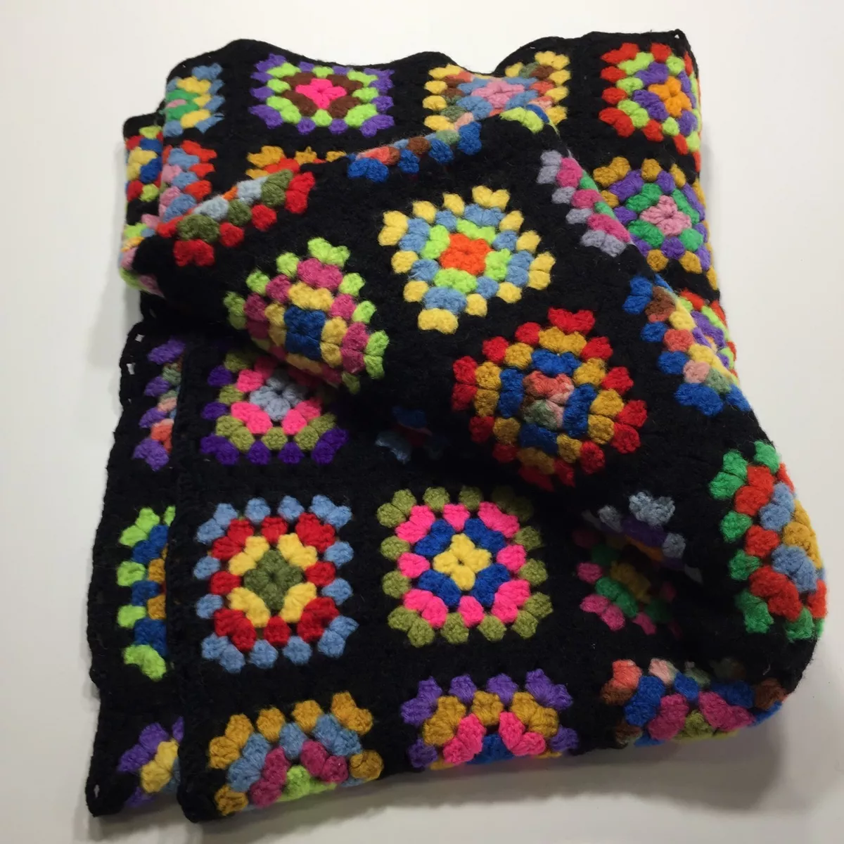 How to make a Granny Square – Made in Winchester