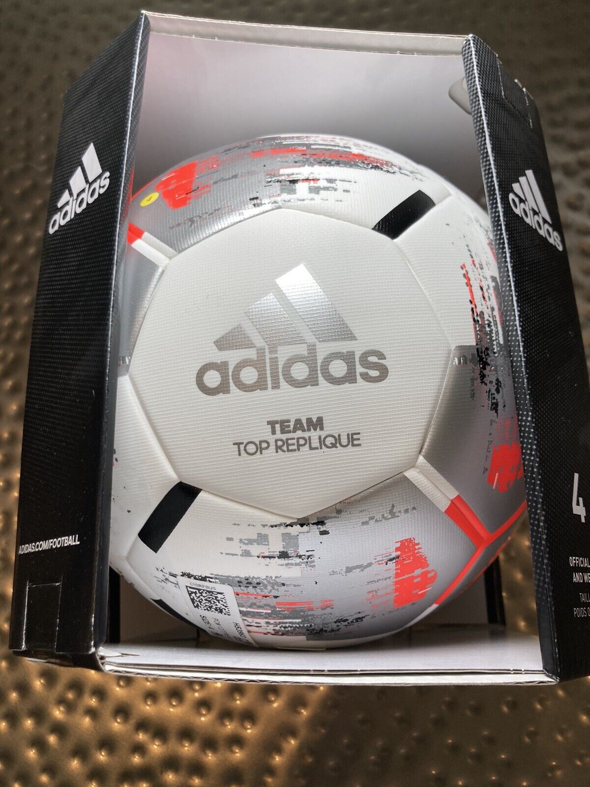 Elucidación discreción Leeds Adidas TEAM TOP REPLIQUE soccer Ball / Size 4 / 88UKT-01-4 / ages 9 - 13 |  eBay