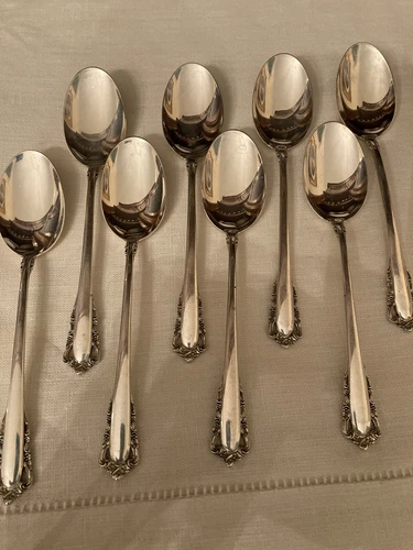 Lunt Carillon sterling  silver teaspoon. Prime condition no monogram 8 available