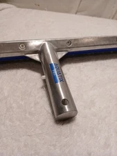 aquatix pro POLE NOT INCLUDED. It's A Replacement. Used For Pool DONT USE ON VIN