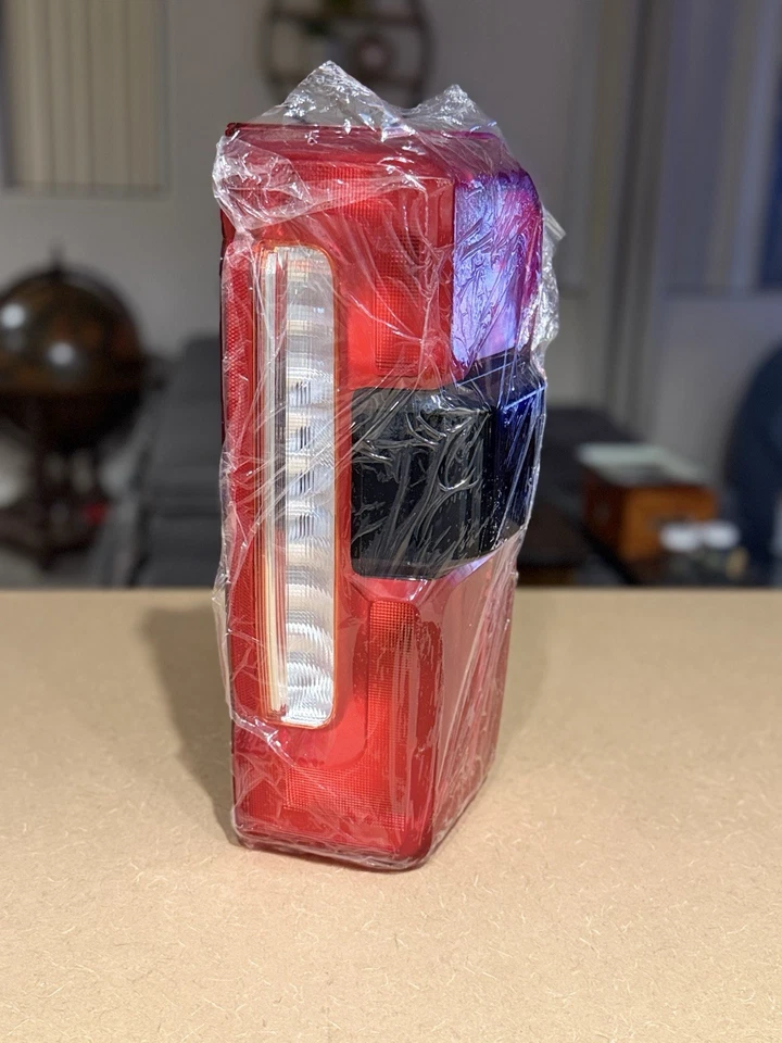 Ford F250 F350 Super Duty 2023-2024 Right Side LED Tail Light W/ Blind Spot - Image 4 of 4