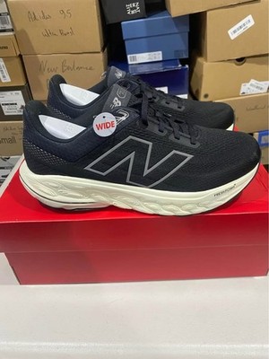 New Balance Men's Fresh Foam X 860 V14 Running Black/Phantom/Sea Salt, 10.5 x wi