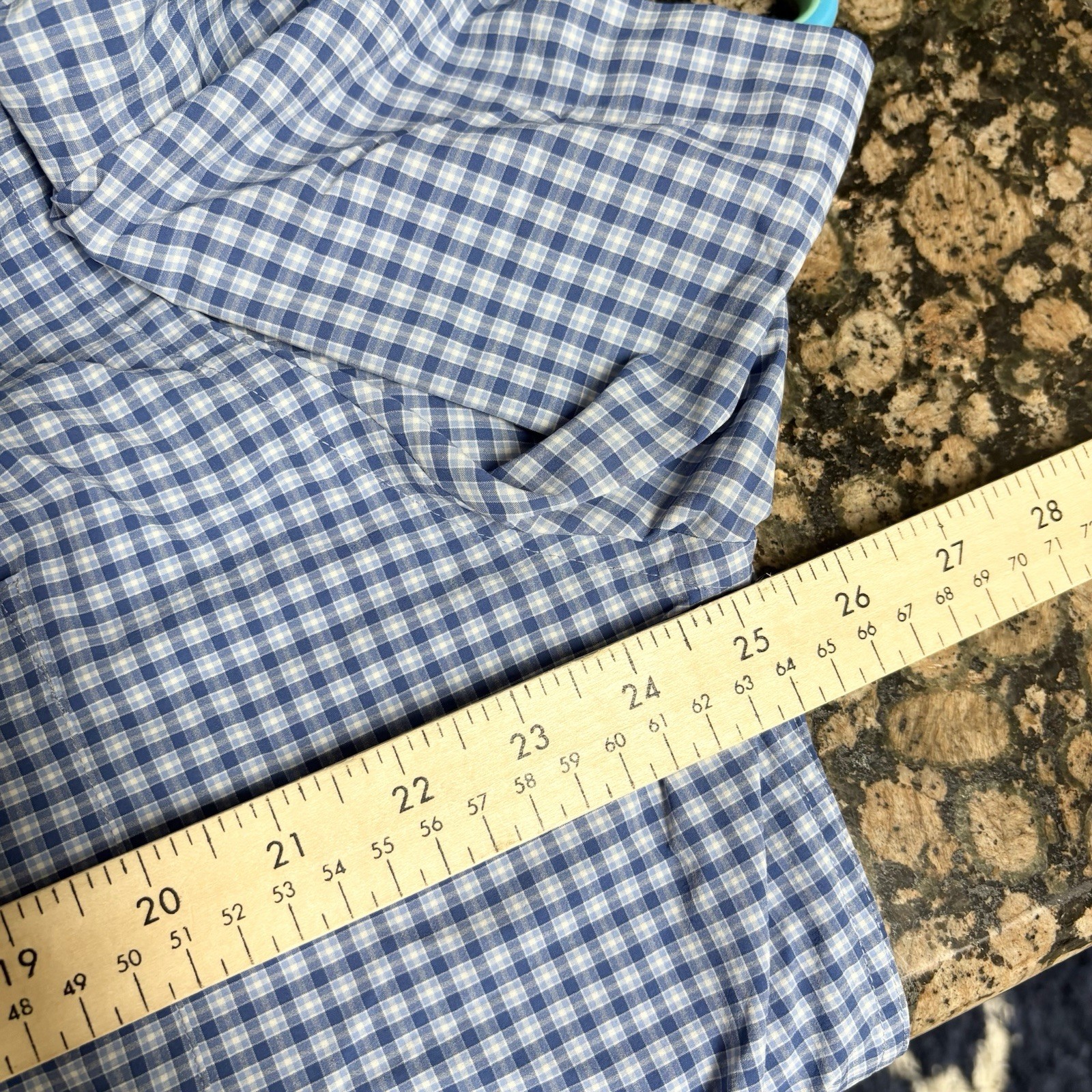 Peter Millar Featherweight Button Down Shirt Mens… - image 4