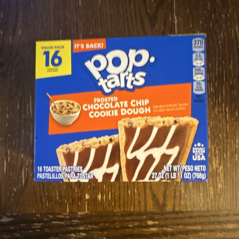 Pop-Tarts Frosted Chocolate Chip Cookie Dough Toaster Pastries 16 Pack 27 oz