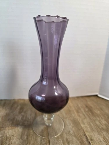 Vintage Amethyst Purple Hand Blown Glass Bud Fluted Vase 8"