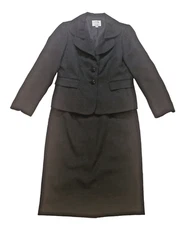 Collections for Le Suit Women's 2 Piece Size 8 Black Split Skirt Suit