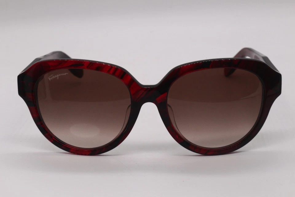 ÓCULOS DE SOL SALVATORE FERRAGAMO SF 906SA 645 GRADIENTE VIOLETA AUTÊNTICO 54-18 - Imagem 2 de 4