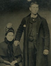 VERY ATTRACTIVE COUPLE, NICELY DRESSED. TINTYPE.