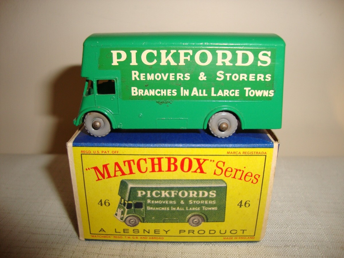 LESNEY MATCHBOX 1-75 46B 'PICKFORDS' REMOVAL VAN - EXCELLENT