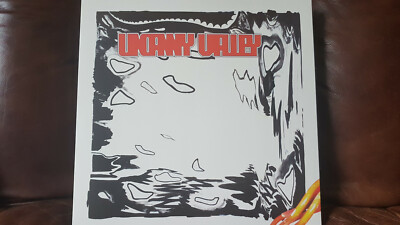 Uncanny Valley   Chain Store (2nd Edition) (SC&P 004) (12'' Single)