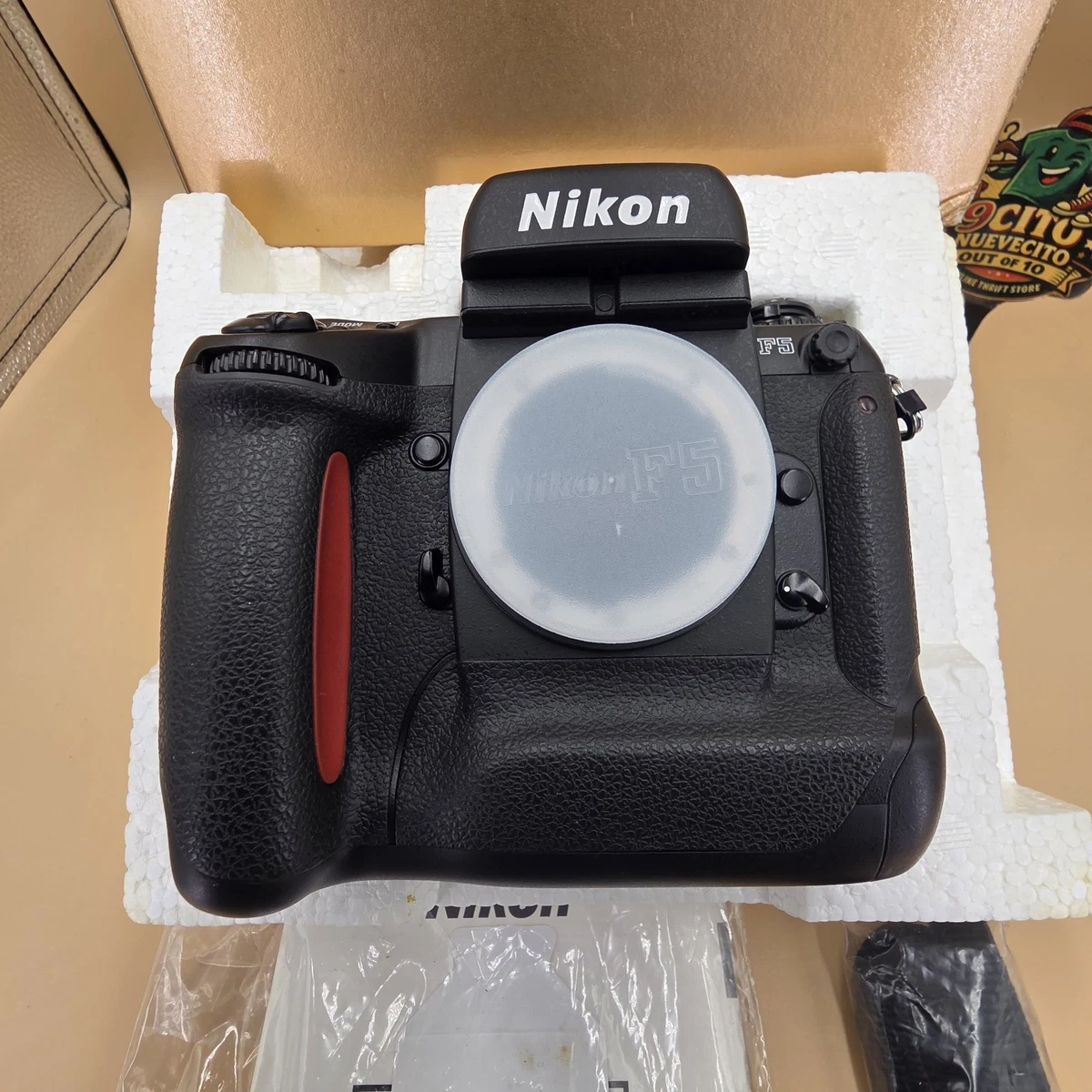 Nikon F5 35mm SLRカメラ 本体 フィルム一眼レフカメラ フィルムカメラ