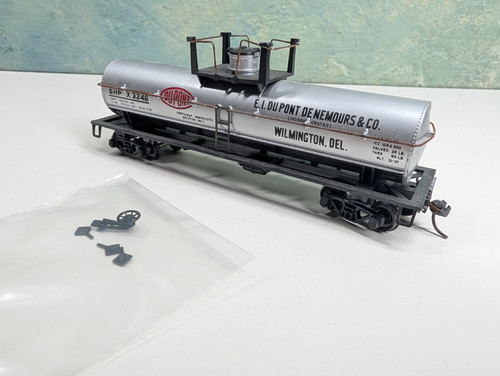Coche tanque químico Athearn 1553 escala HO 40' Dupont SHPX #3246 LEER | Condition: Used