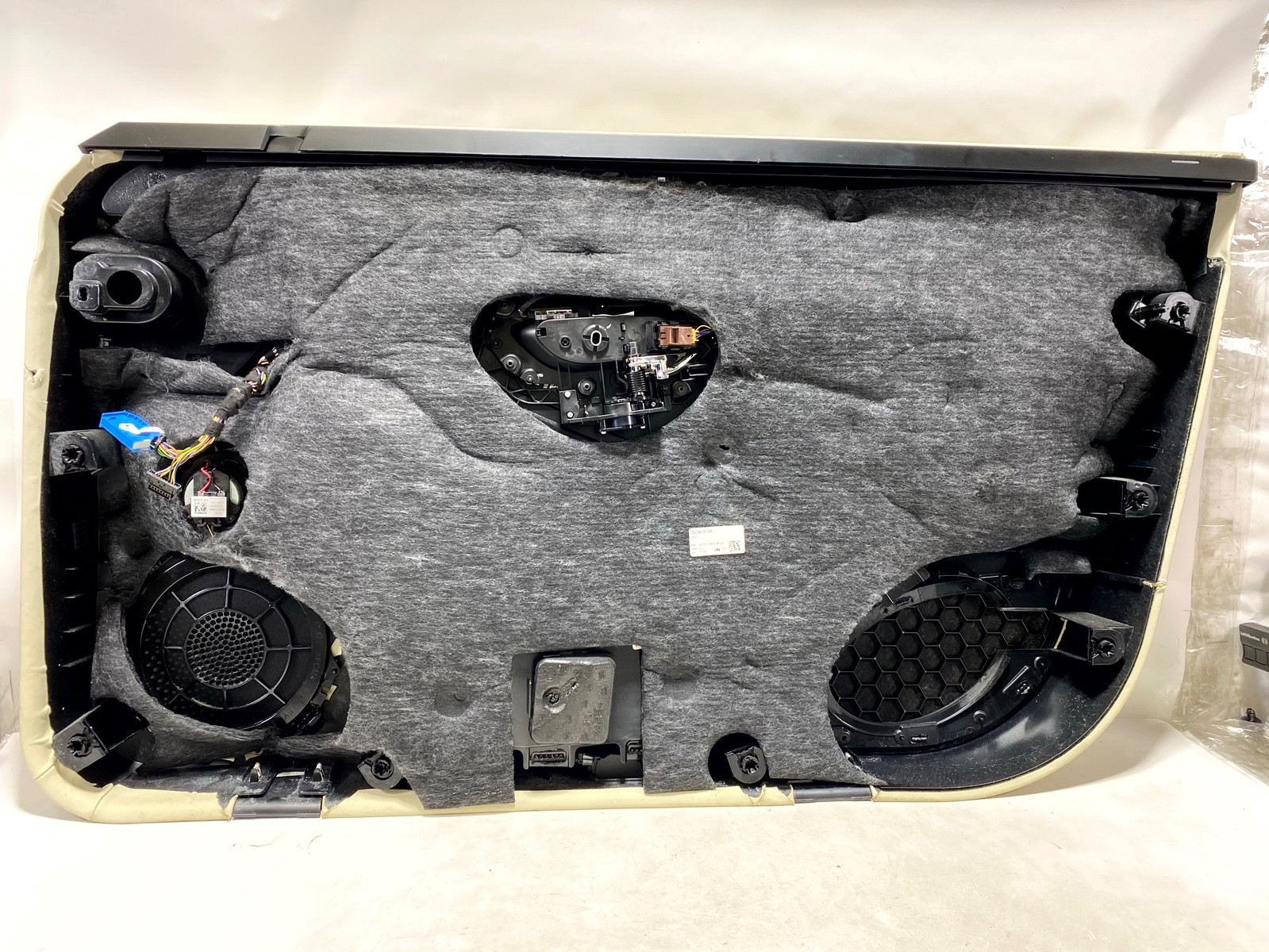 Bentley Continental GT 2019-2024 Front Left Door panel