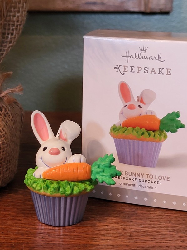 Hallmark Ornament - "SOME BUNNY TO LOVE"  MONTHLY KEEPSAKE CUPCAKES